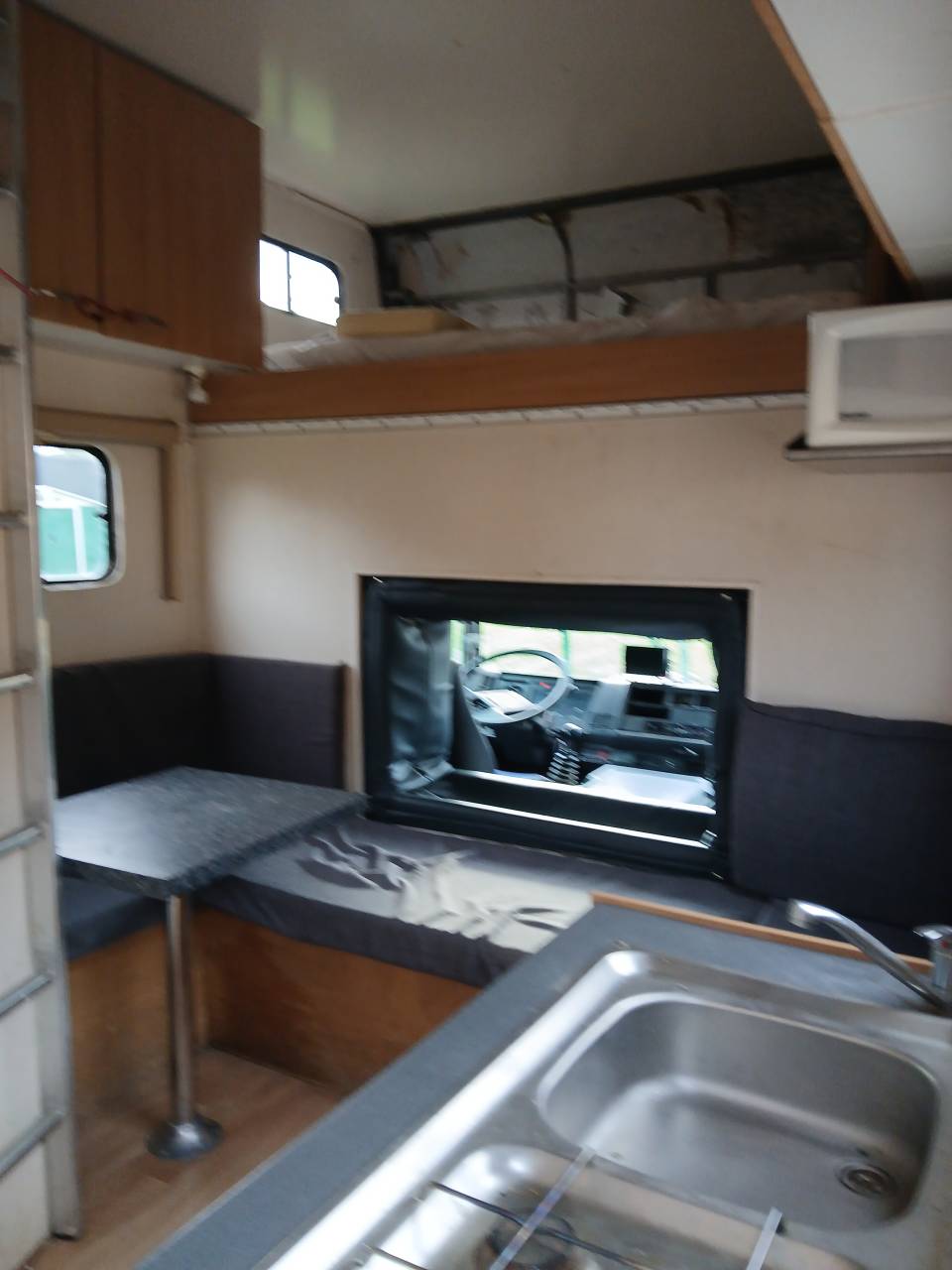 Camion pl 8 chevaux avec home car