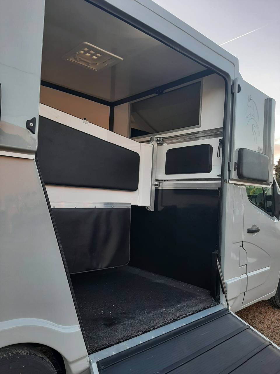 VL Transport Chevaux