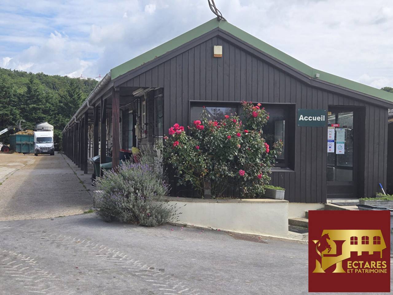 Domaine équestre à 25 kms de PARIS