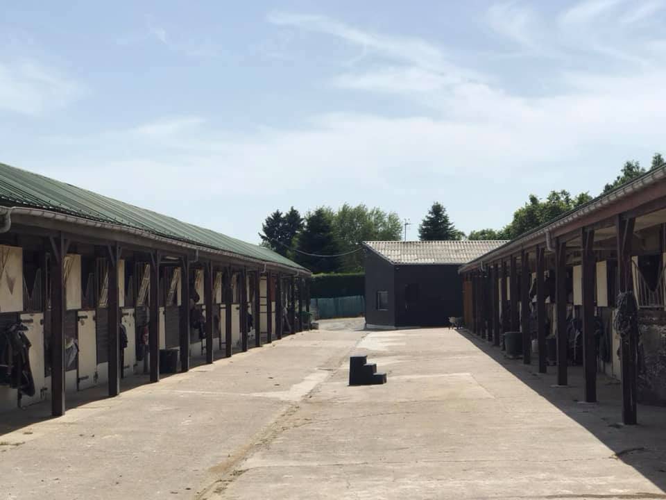 Domaine équestre à 25 kms de PARIS
