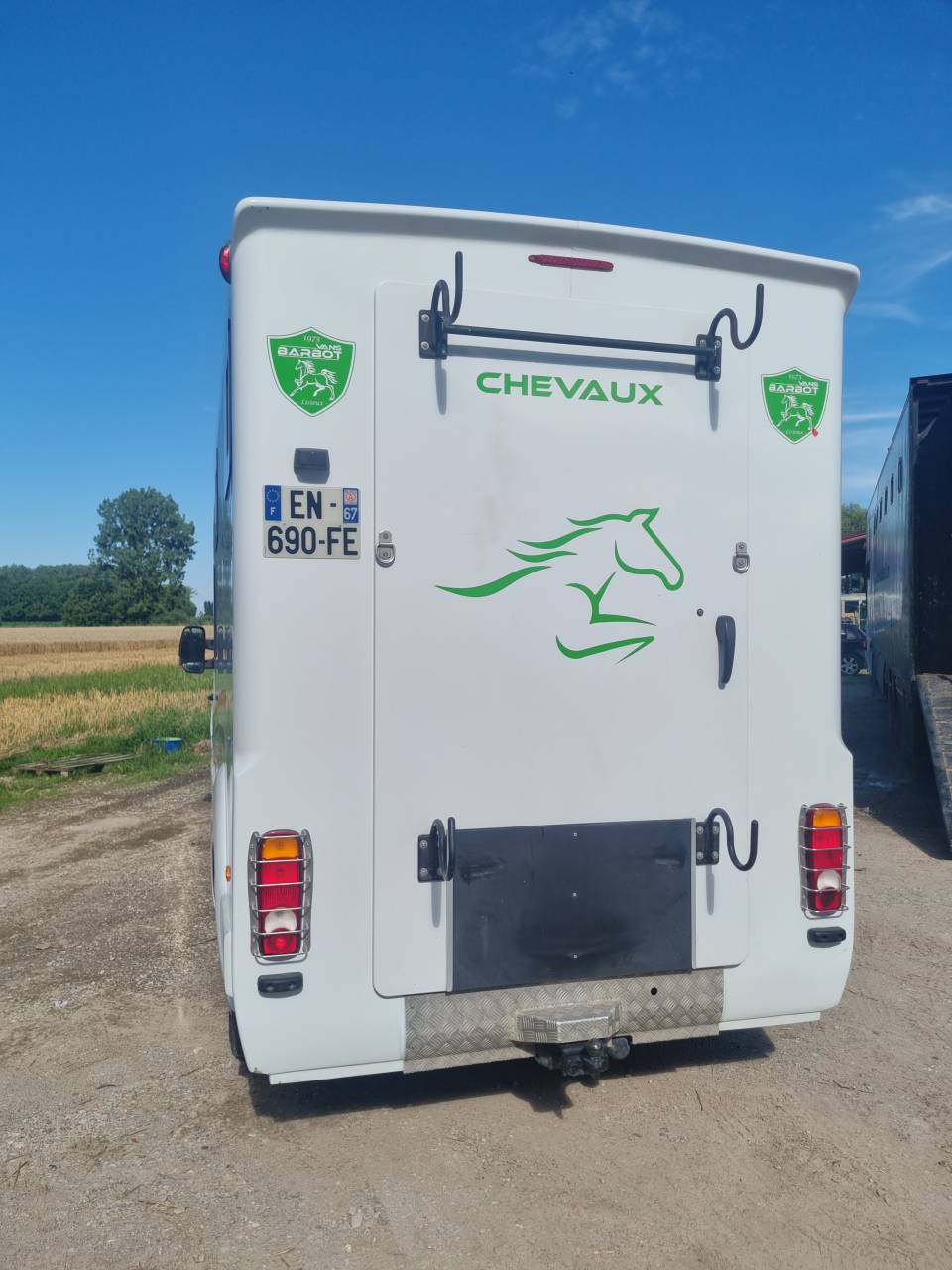 Camionnette barbot  Renault 170cv. 