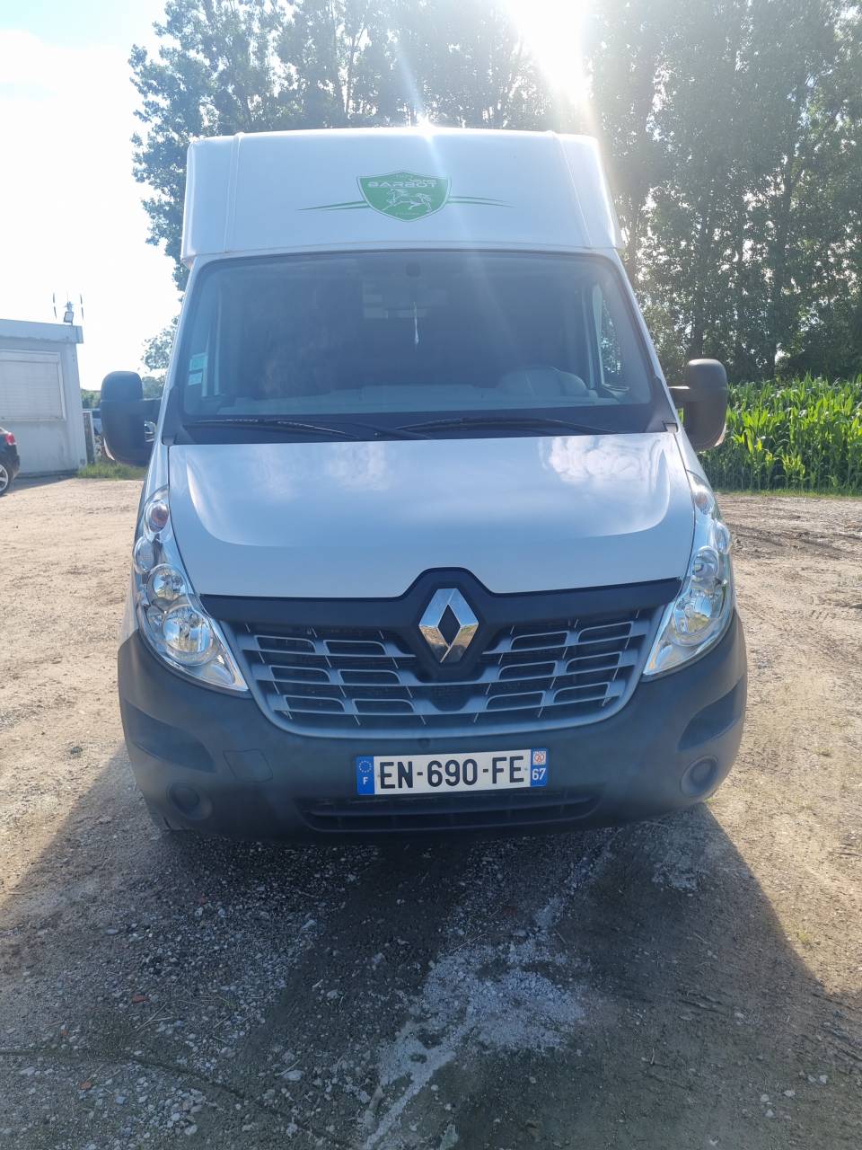 Camionnette barbot  Renault 170cv. 