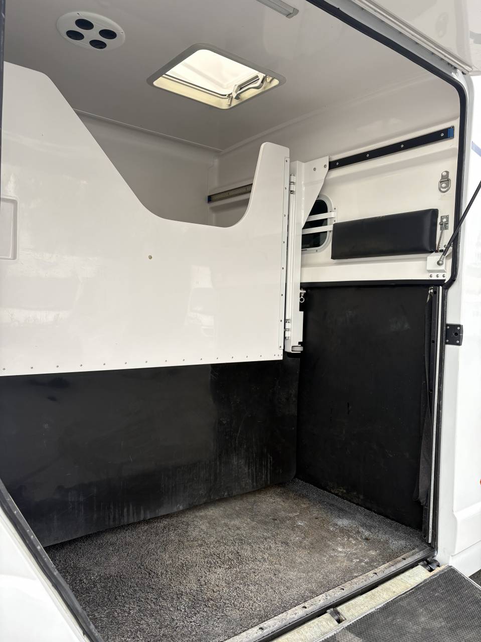 camion 2 chevaux BARBOT