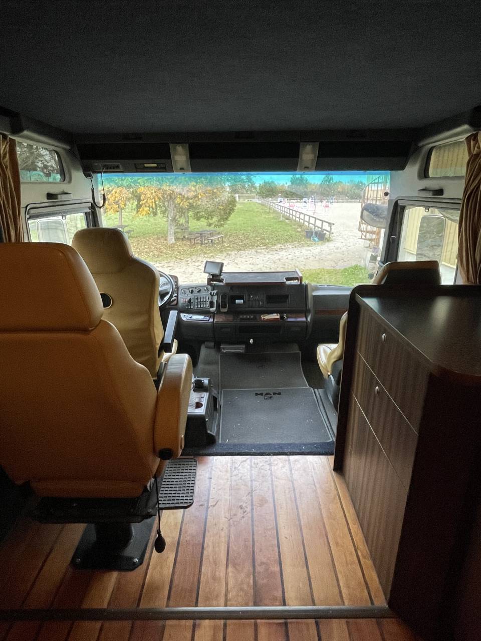 Roelofsen Man 5 chevaux avec pop out