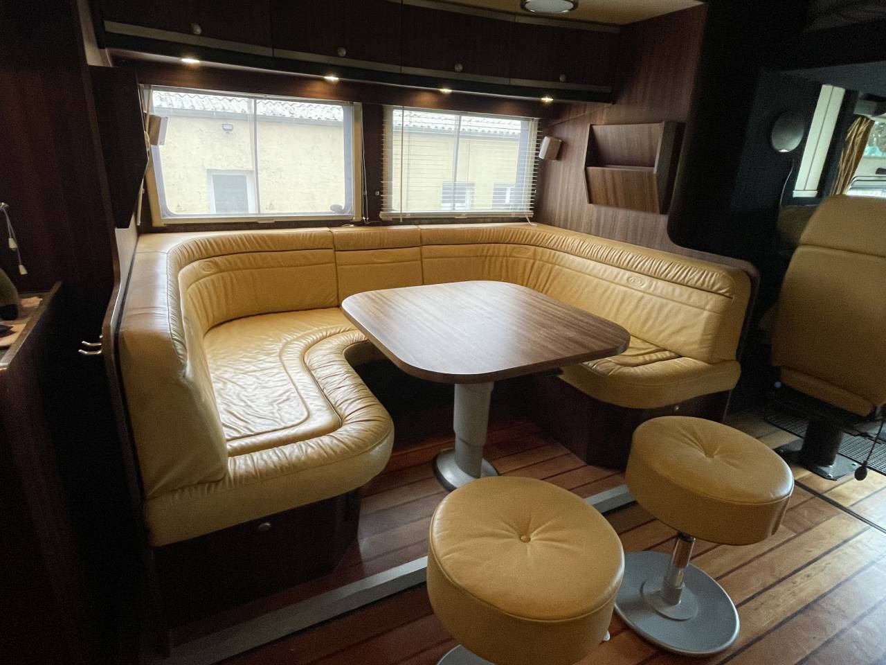 Roelofsen Man 5 chevaux avec pop out