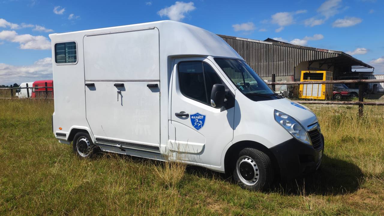 Camion barbot stalles