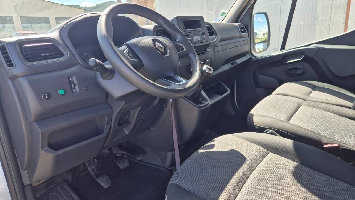 VL 2 chevaux stalle - 2022 - 60715 km 