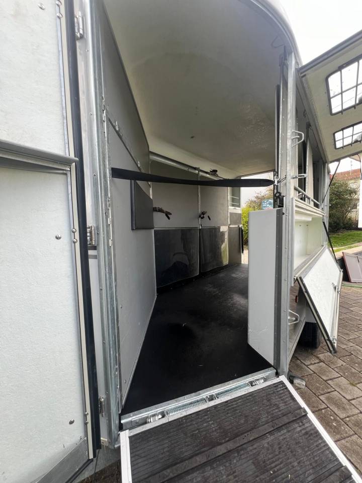 Van FAUTRAS Victorius 3pl 07/22 État neuf 