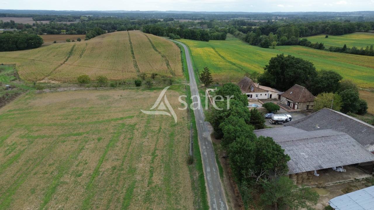 Propri&eacute;t&eacute; agricole sur 35ha
