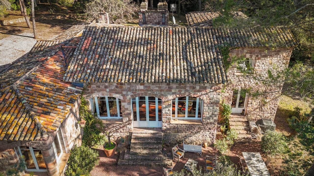 Propriété équestre d'exception à Saint-Raphaël (83)