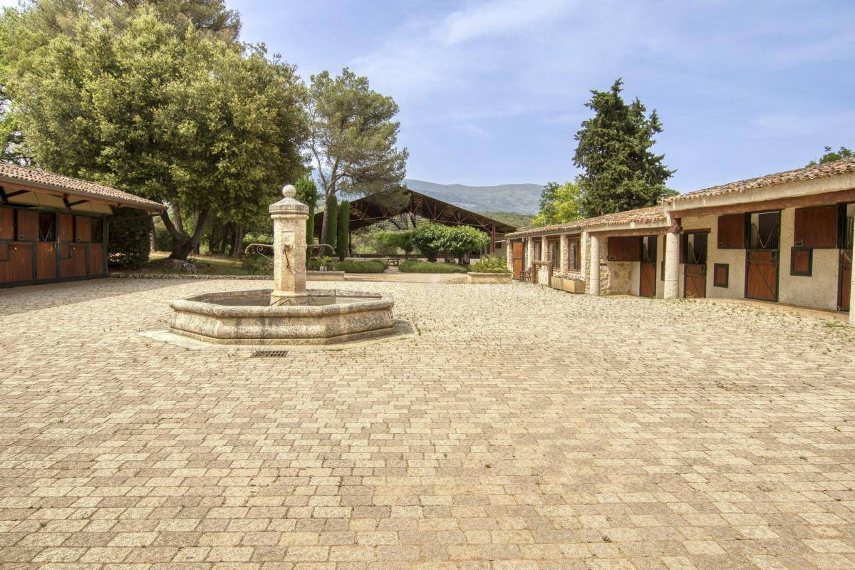 Riviera - Haras d'exception à 15 min de Nice