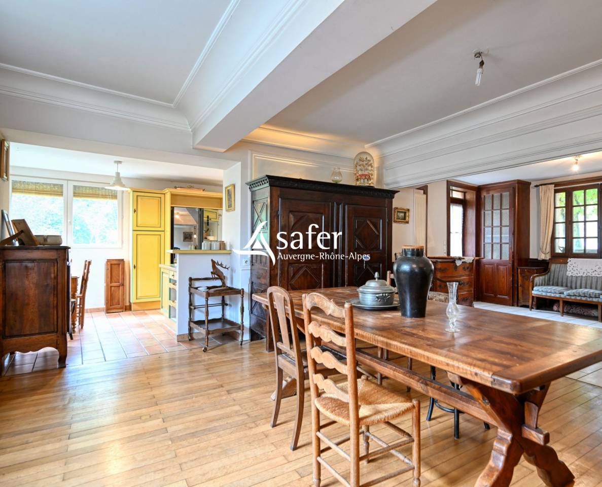 ANCIEN MOULIN AVEC HABITATION - MESSIMY