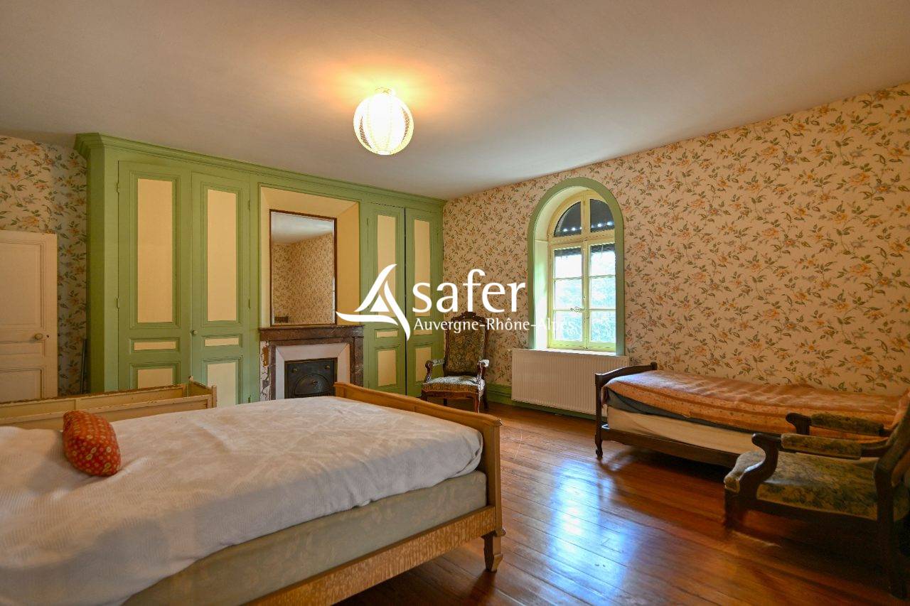 ANCIEN MOULIN AVEC HABITATION - MESSIMY