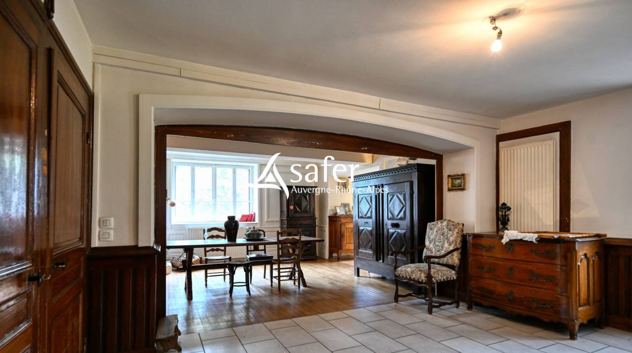 ANCIEN MOULIN AVEC HABITATION - MESSIMY