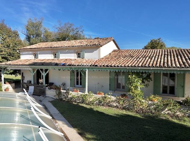 Proprièté équestre  sur 2,5 hectares