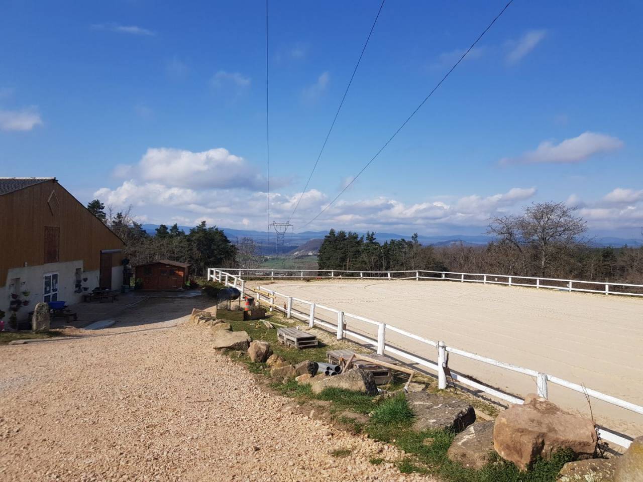 Domaine équestre avec Ecurie et Habit habitad'exception
