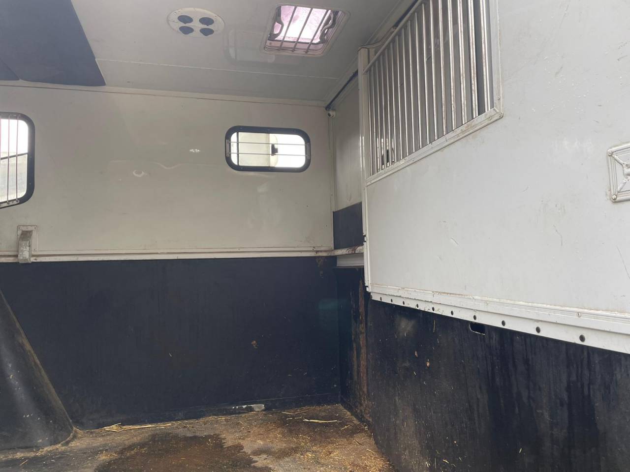 Vends Renault master mtm 5 places