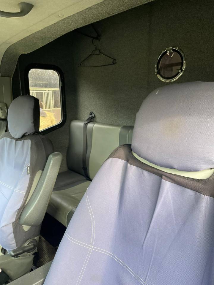 Vends Renault master mtm 5 places