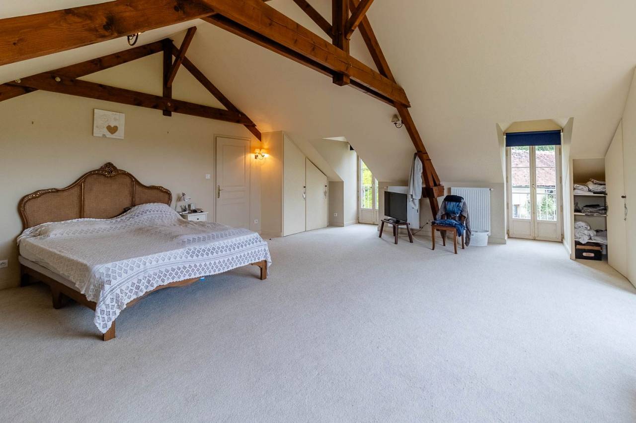 Propriété équestre sur 10,3 hectares dans la Nièvre (58)