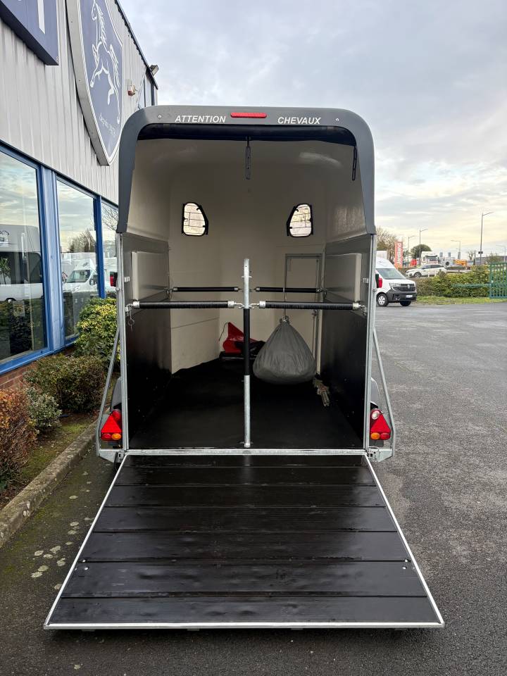 Van 2 places GOLD 2 CHEVAL LIBERTE