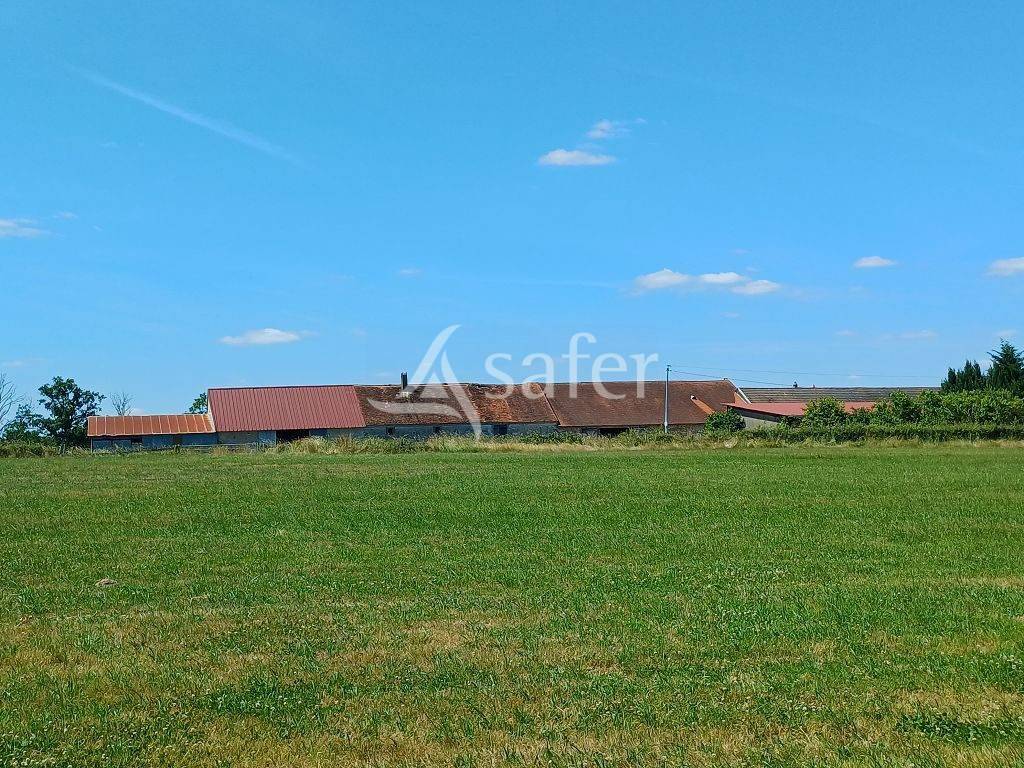 Propriété d'élevage d'environ 94 ha 50 bien groupés