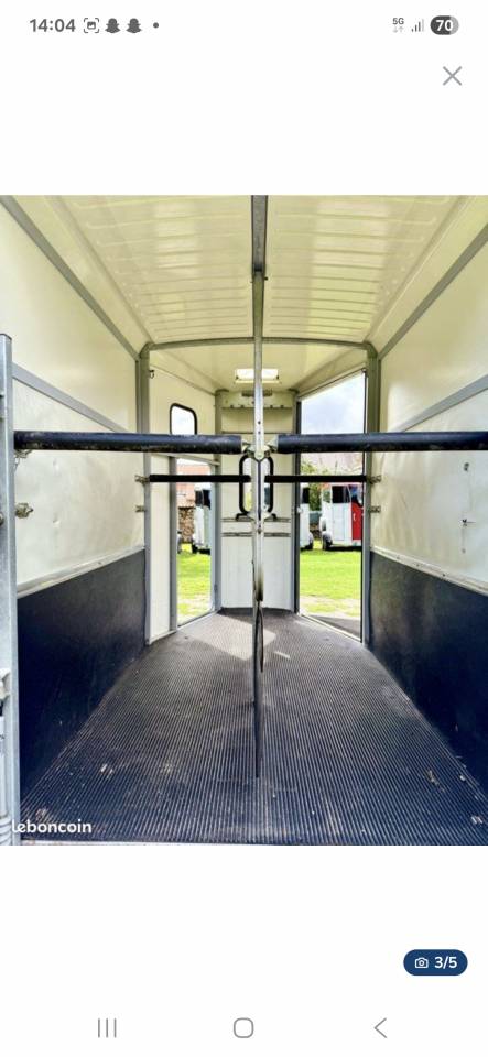 Van Ifor Williams HB506 de 2016