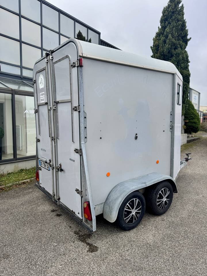 Van Fautras PROVAN - occasion