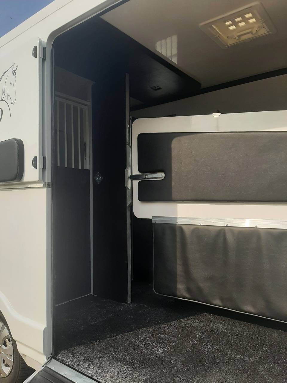 Renault Master - Stall