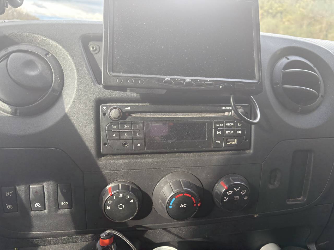 Vl Barbot 5 places cabines 