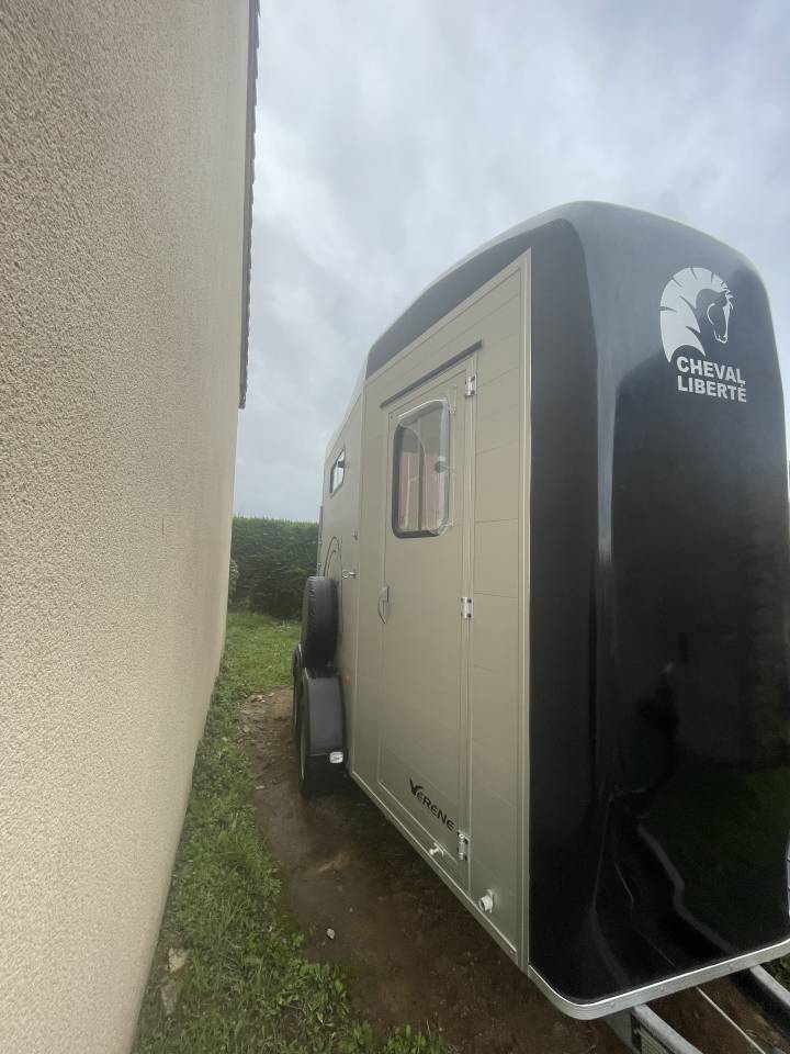 VAN CHEVAL LIBERTE TOURING GOLD ONE (1,5 place)