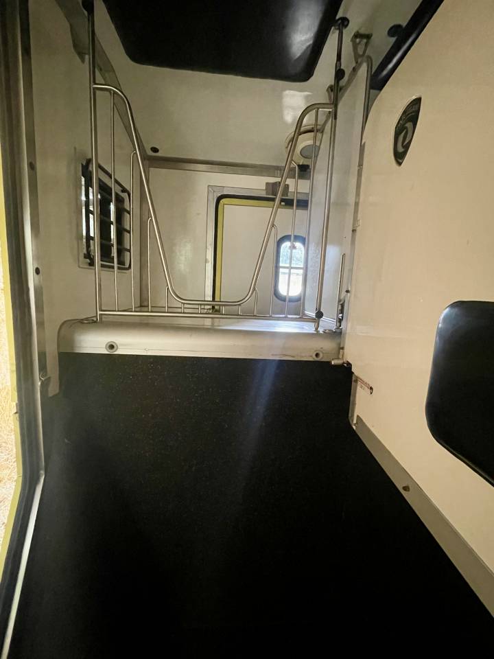 VL 2 chx 2018 103000km 1m165cv bi turbo