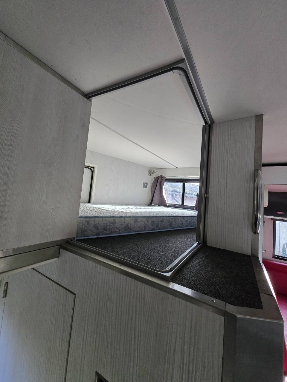 Volvo fh 460ch 2017 50800km 7places chevaux tts options