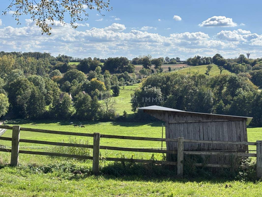 Idéal élevage ou entraînement : domaine équestre 70 ha