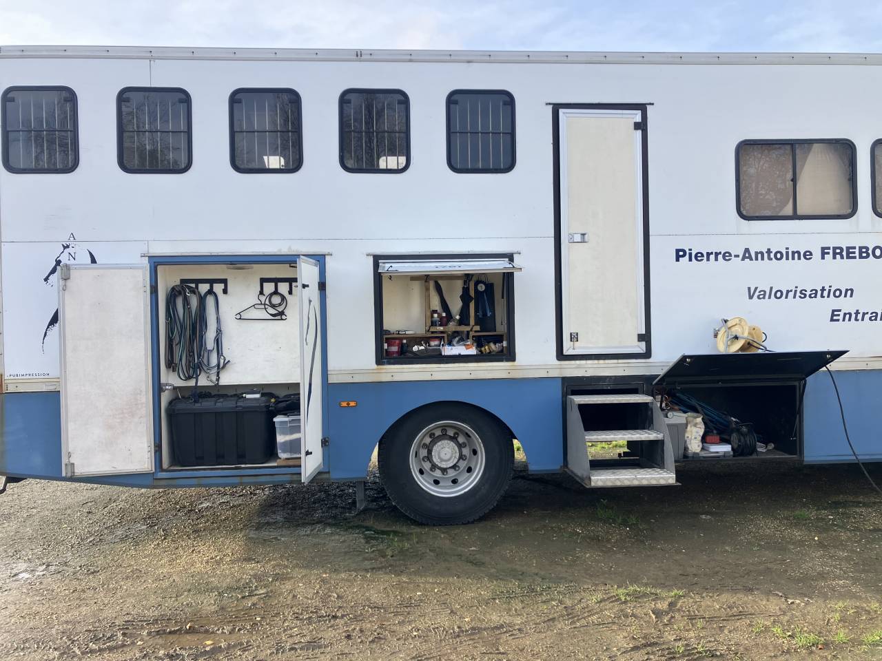 Camion chevaux PL 5/6 places 