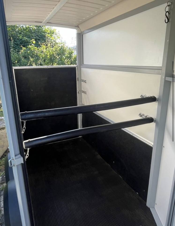 Location van 1,5 place 