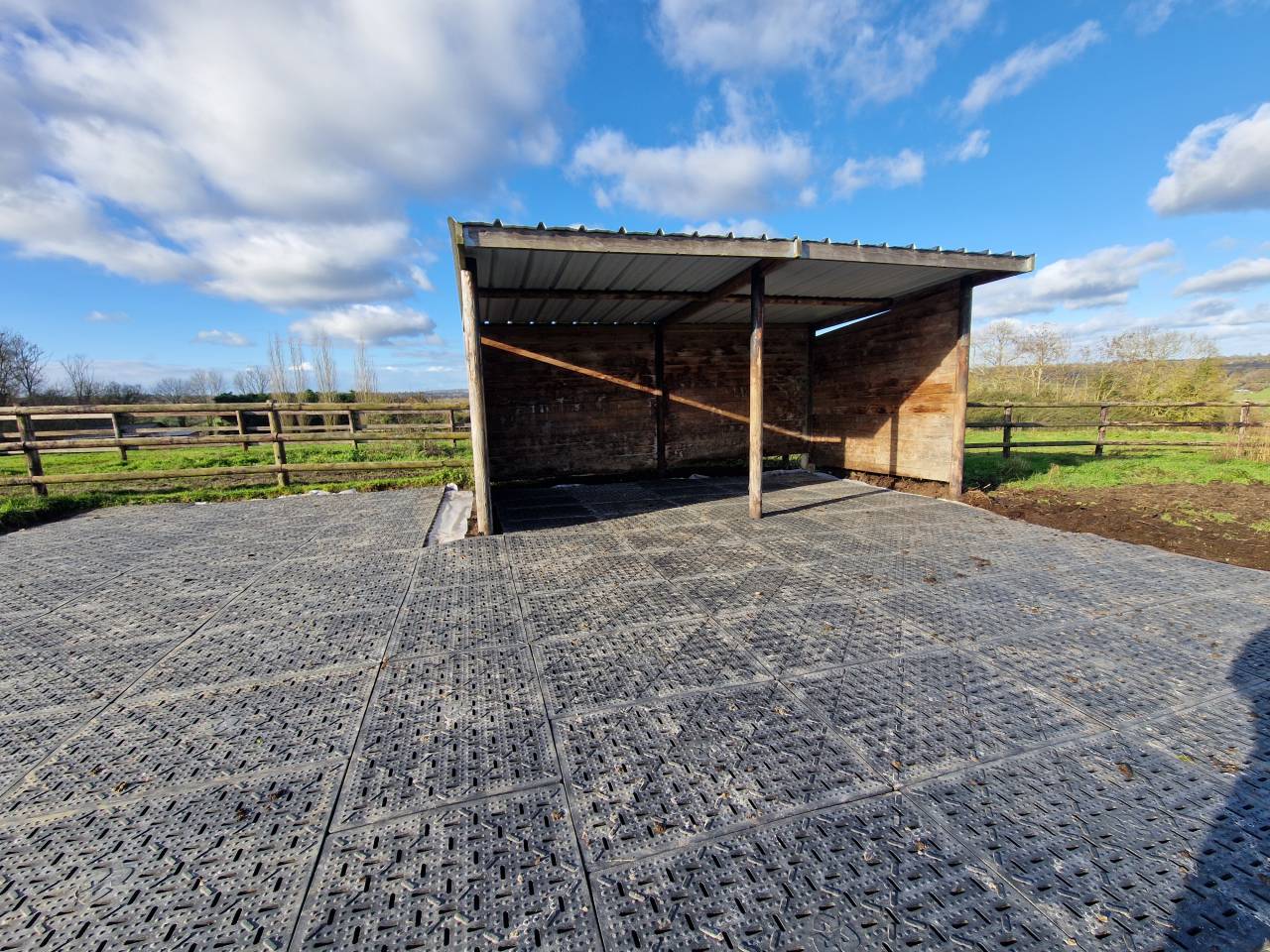 Ecurie Team Shock - Ecurie ouverte et pr&eacute;s