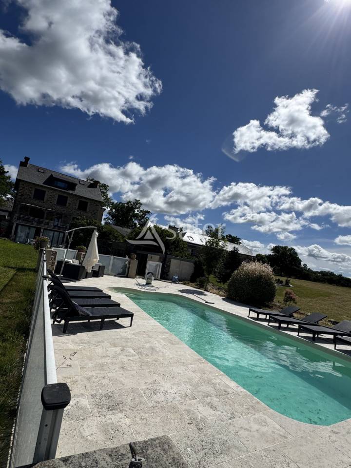 Propri&eacute;t&eacute; &eacute;questre sur 6ha50 en Aveyron
