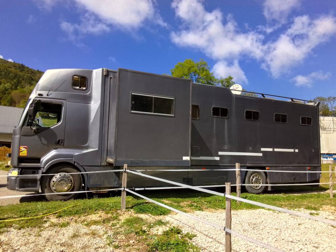 Poids Lourd 7 places chevaux 