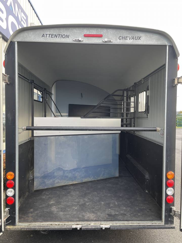 MAXI 3 CHEVAL LIBERTE 