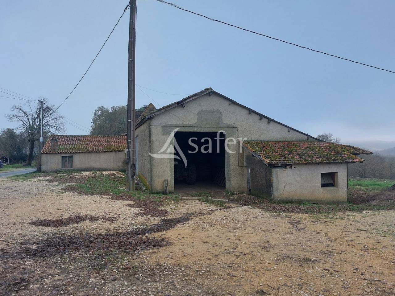 Exploitation d'&eacute;levage avec irrigation sur 75ha en vente et loc