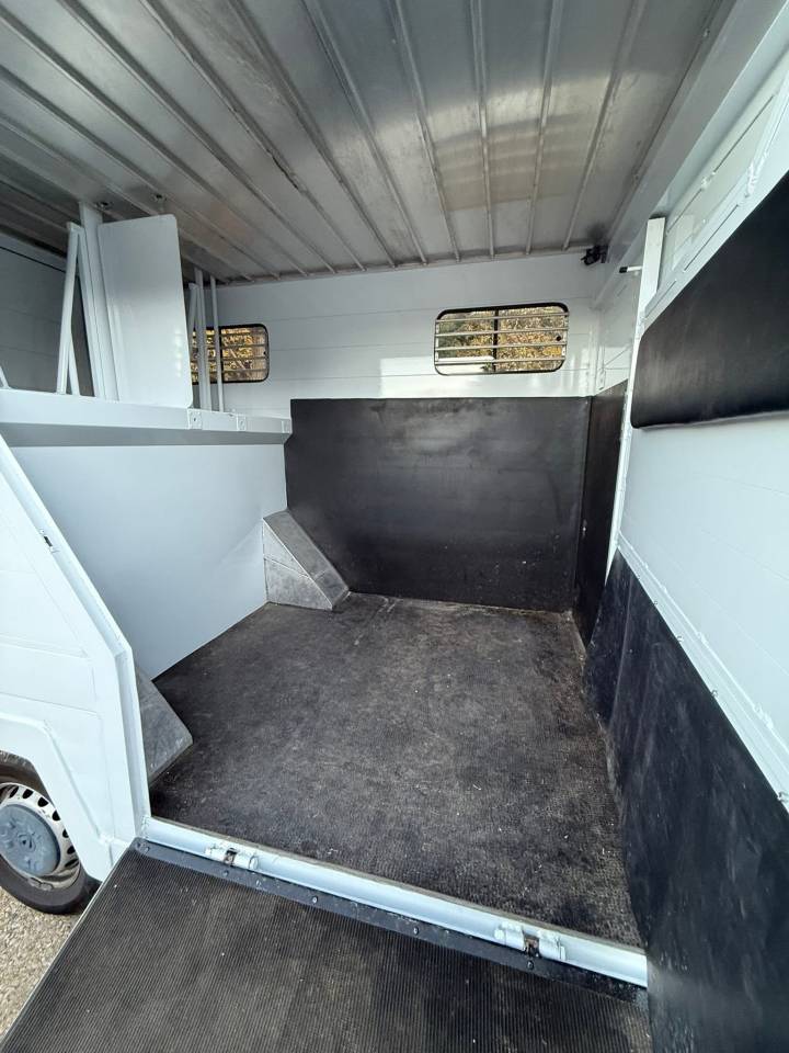 CAMION RENAULT MASTER GRAND CONFORT