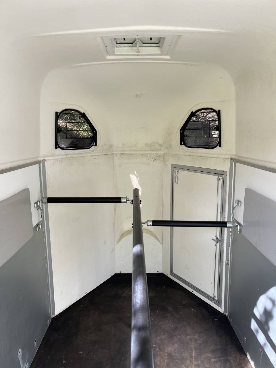 Van cheval libert&eacute; 2 places