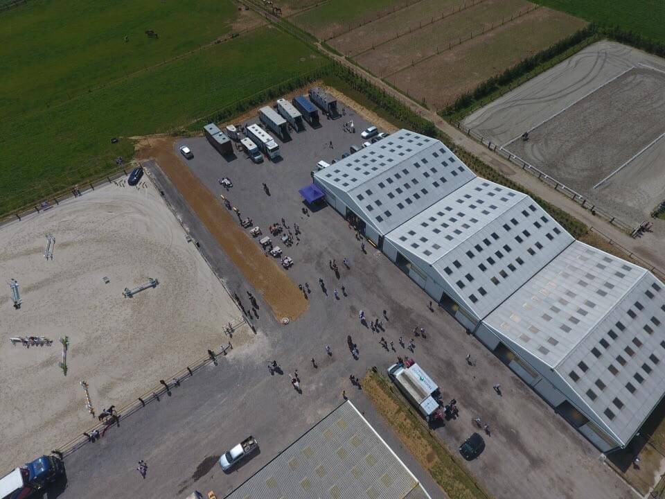 Horse H&ocirc;tel Ecurie de propri&eacute;taires Jump'opale