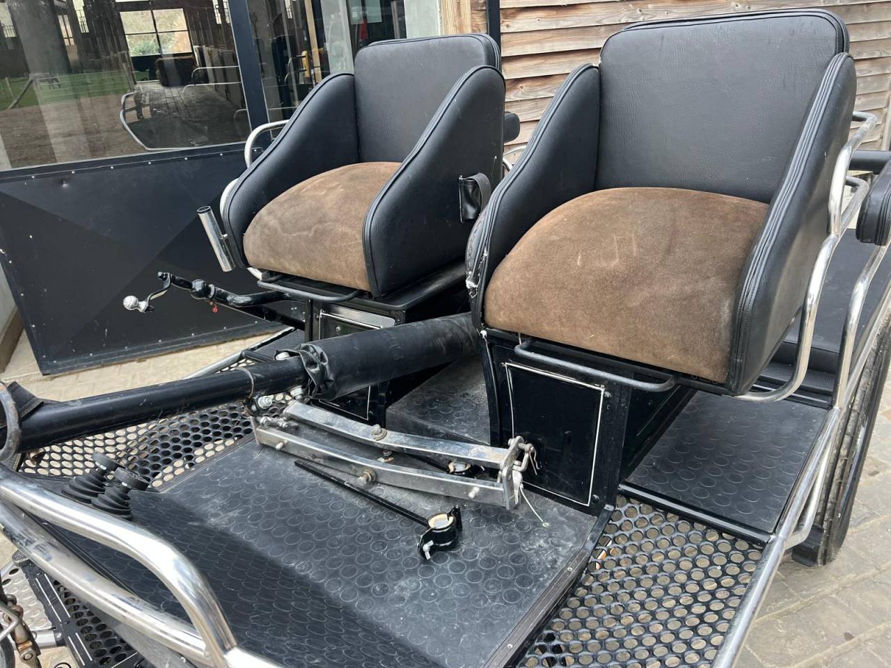 Cal&egrave;che marathon loisir 6 places double-poste Pouvreau