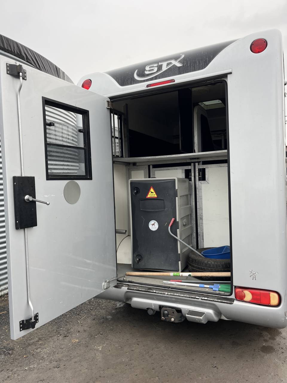 Camion VL Stx 150 ch dci. 5 pl cabine.95000 km