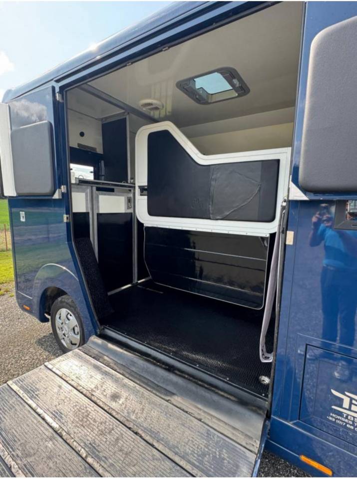 Location camion VL - &agrave; Gonesse (95 &ndash; &Icirc;le-de-France)