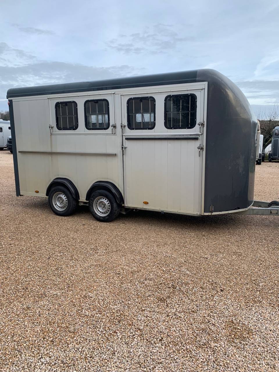 Van occasion 4 places - 2017