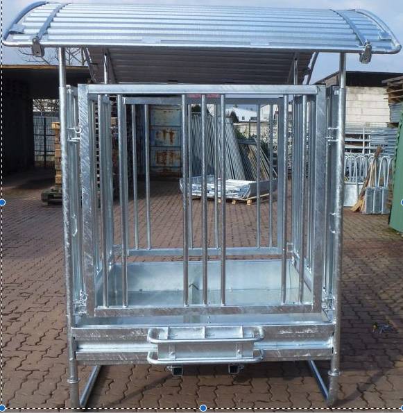 R&acirc;telier &agrave; foin de prairie