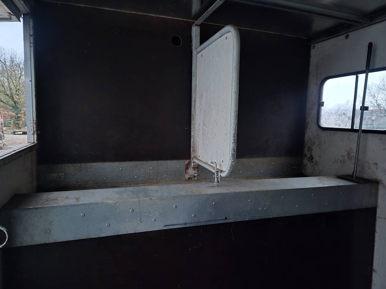 Renault Master chevaux &ndash; faible kilom&eacute;trage &ndash; CT OK