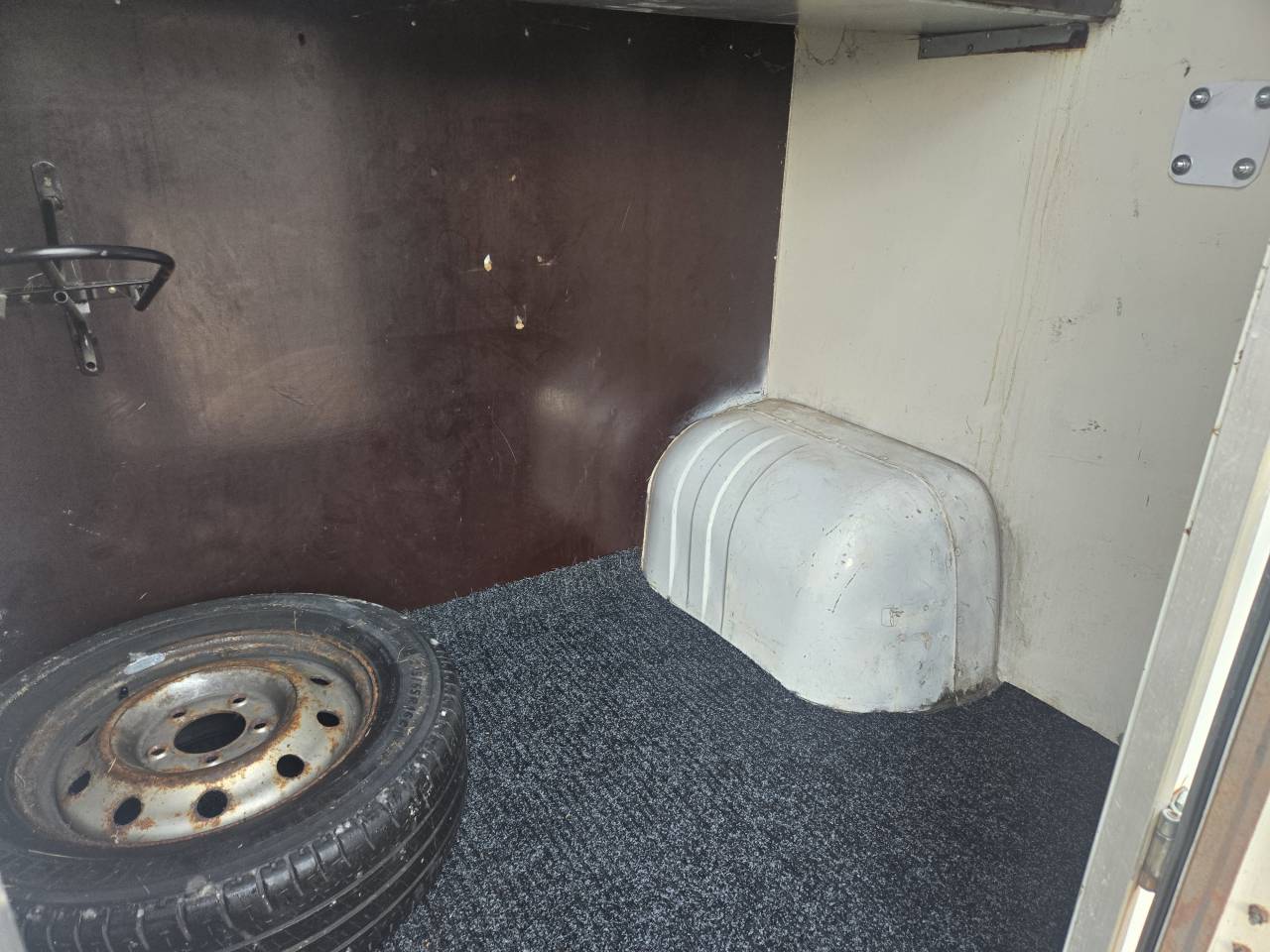 Renault Master chevaux &ndash; faible kilom&eacute;trage &ndash; CT OK